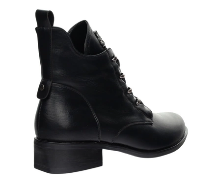 Czarne licowe botki damskie płaskie eleganckie Jezzi model ASA198-21