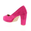 Różowe zamszowe czółenka na obcasie i platformie Holly od Azali