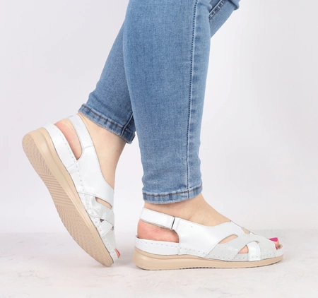 Srebrne sandały damskie komfortowe eleganckie i wygodne HELIOS