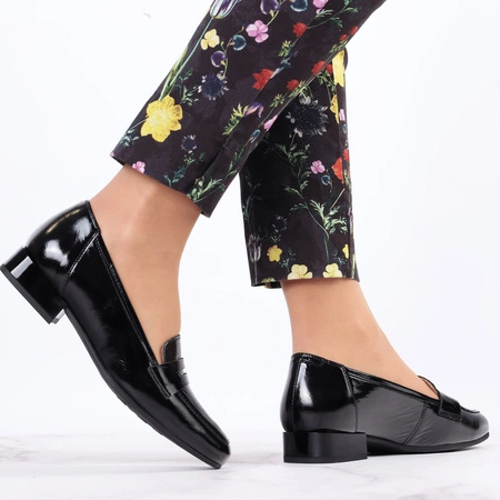 Eleganckie półbuty damskie lakierowane lordsy skórzane Gino Fabiani