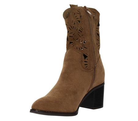 Brązowe czekoladowe zamszowe botki wycinane na obcasie ocieplane Daszyński