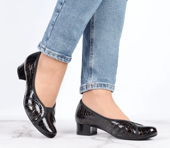 Czarne komfortowe czółenka damskie skórzane Gino Fabiani