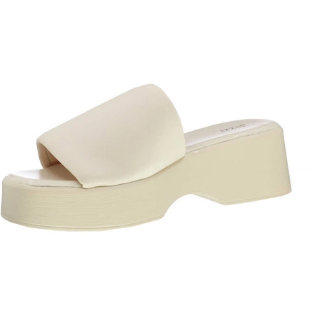 Beżowe klapki damskie na grubej podeszwie Jezzi