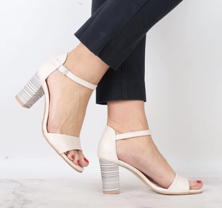 Eleganckie sandały na wysokim obcasie słupku z zakrytą piętą Azali - Produkt Polski