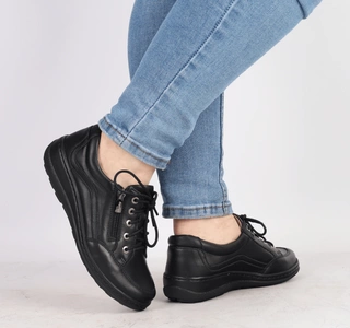 Czarne półbuty damskie skórzane komfortowe Helios 411