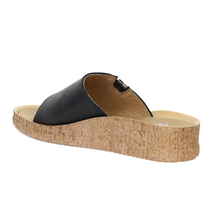 Skórzane czarne klapki na korkowej podeszwie Helios