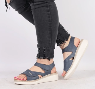 Granatowe sandały damskie na rzepy sportowe i eleganckie Jezzi