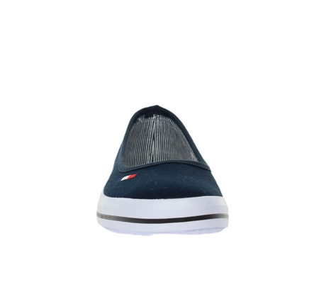 Granatowe baleriny sportowe na białej podeszwie czeszki American Club