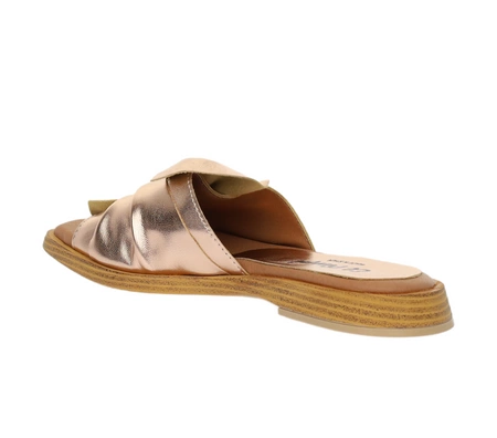 Modne klapki damskie eleganckie z miękką wkładką El Pimpi - Made in Spain