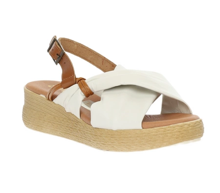 Skórzane sandały damskie na lekkiej koturnie i platformie El Pimpi - Made in Spain