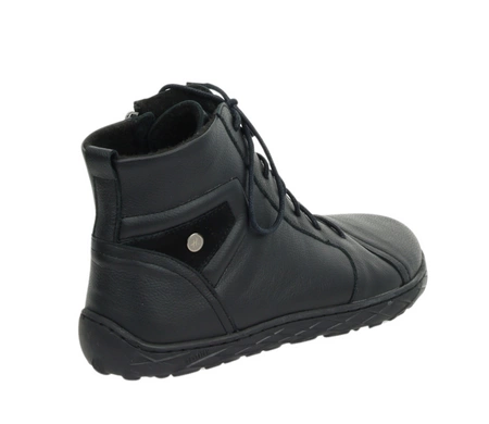 Skórzane czarne botki damskie płaskie na szeroką stopę Helios