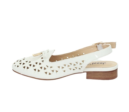 Białe ażurowe czółenka płaskie z zakrytymi palcami Jezzi