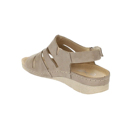 Komfortowe zabudowane sandały damskie skórzane na rzep HELIOS