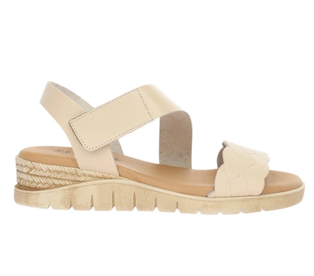 Beżowe sandały damskie płaskie ze skóry naturalnej na rzep El Pimpi - Made in Spain