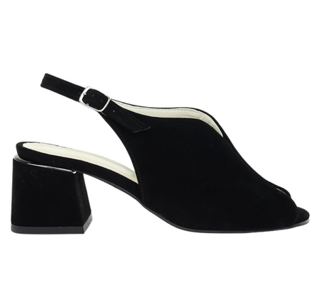 Eleganckie i komfortowe sandały na obcasie zabudowane AZALI