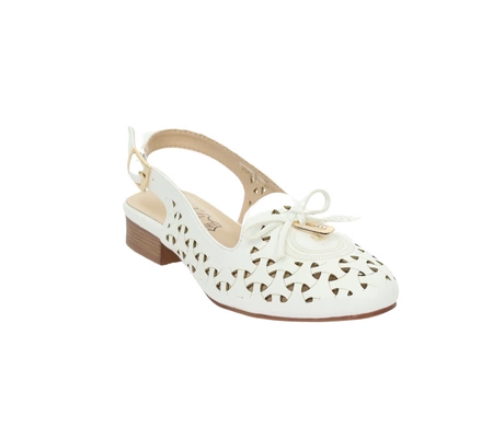 Białe ażurowe czółenka płaskie z zakrytymi palcami Jezzi