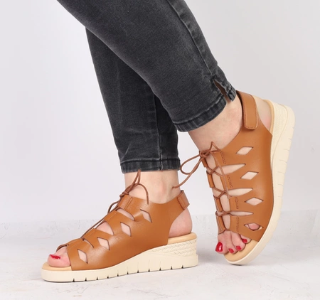 Skórzane sandały damskie rzymianki brązowe Hiszpańskie El Pimpi