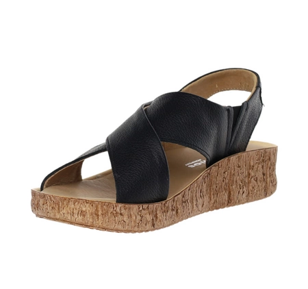 Czarne skórzane sandały damskie wsuwane na szeroką i wąską stopę Helios