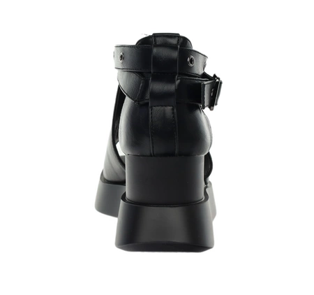 Czarne rokowe sandały damskie na koturnie i platformie Jezzi