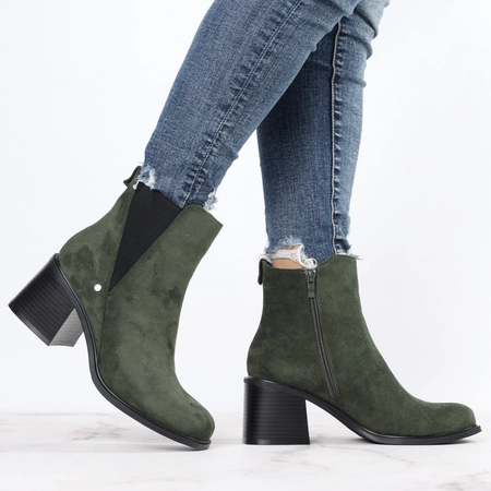 Zielone zamszowe botki damskie zimowe eleganckie i komfortowe Jezzi