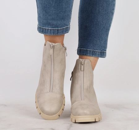 Sportowo- eleganckie botki zimowe damskie buty na traperowej podeszwie Jezzi