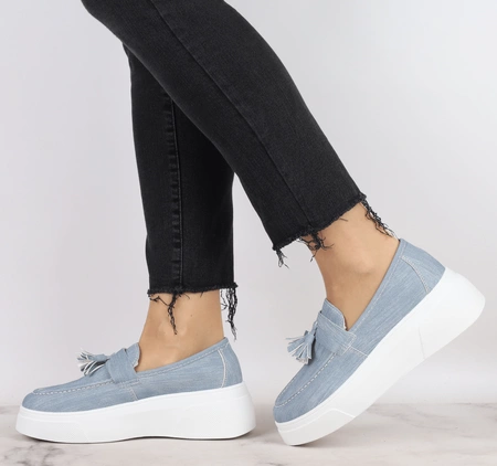 Niebieskie damskie mokasyny na białej platformie Mc Braun