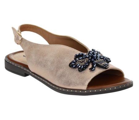 Złote sandały damskie eleganckie płaskie z zabudowaną cholewką Jezzi