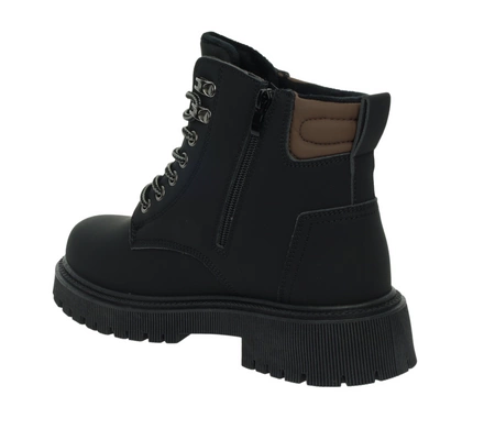 Czarne traperki młodzieżowe ciepłe buty zimowe chłopięce NEWS