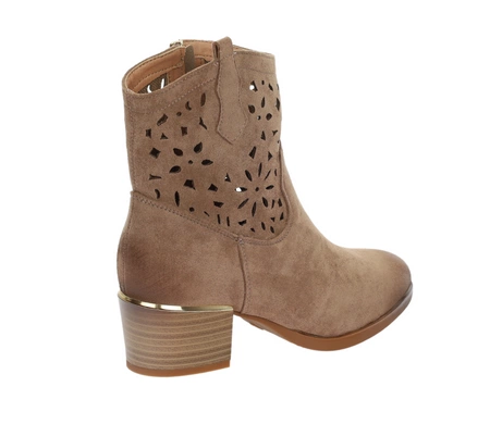 Jasnobrązowe botki kowbojki zamszowe Margaret od VINCEZA