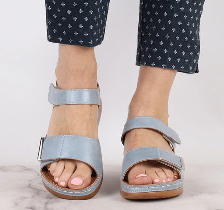 Zdrowotne sandały damskie regulowane na rzepy eleganckie i sportowe Jezzi