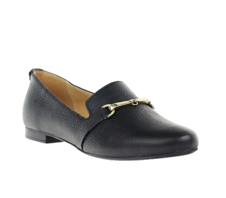 Czarne półbuty damskie wsuwane skórzane z klamerką RYŁKO
