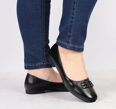 Czarne czółenka damskie płaskie baletki VINCEZA