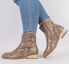 Brązowe botki damskie płaskie wiosenne wężowa skóra Jezzi
