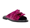 Błyszczące różowe klapki damskie płaskie z czarną wkładką Jezzi