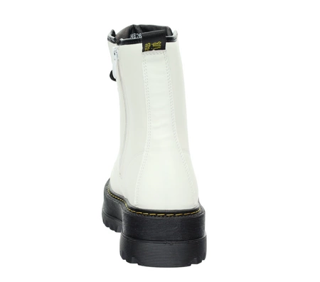 Białe glany botki damskie na czarnej podeszwie NEWS