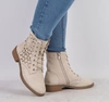 Beżowe botki damskie wiosenne ażurowe na płaskim obcasie Jezzi