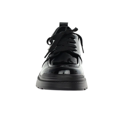 Czarne lakierowane półbuty damskie skórzane sznurowane na platformie Jezzi