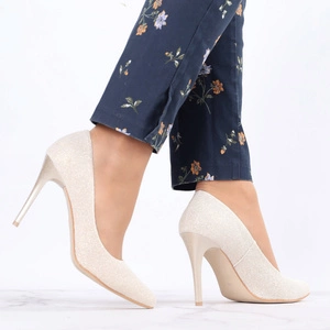 Złote szpilki ze skórzaną wkładką Monica - Produkt Polski