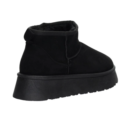 Czarne zamszowe botki niskie na platformie EMU śniegowce mukluki- rozmiarówka zaniżona