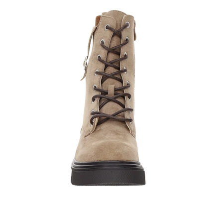 Beżowe traperki damskie ocieplane na grubej platformie Jezzi