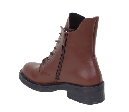 Brązowe skórzane botki damskie płaskie sznurowane i na zamek Jezzi