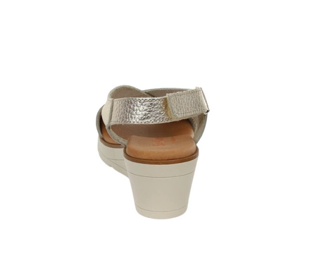 Skórzane sandały na koturnie zapinane na rzep eleganckie Hiszpańskie El Pimpi