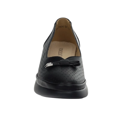 Wygodne czółenka czarne damskie z dziurkowaną cholewką VINCEZA