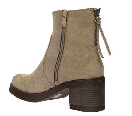 Zamszowe botki beżowe na zimę na wygodnym obcasie Daszyński