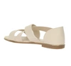 Beżowe sandały płaskie wsuwane z zakrytą piętą Jezzi