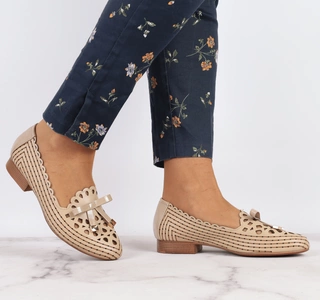 Piękne czółenka płaskie ażurowe eleganckie Aurora od Jezzi