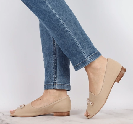 Płaskie czółenka eleganckie z odkrytymi palcami od Azali