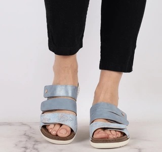 Eleganckie i zdrowotne klapki damskie płaskie na rzepy  Jezzi