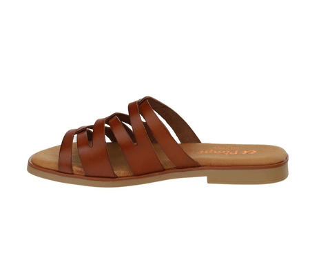 Brązowe klapki damskie płaskie ze skóry naturalnej Hiszpańskie El Pimpi