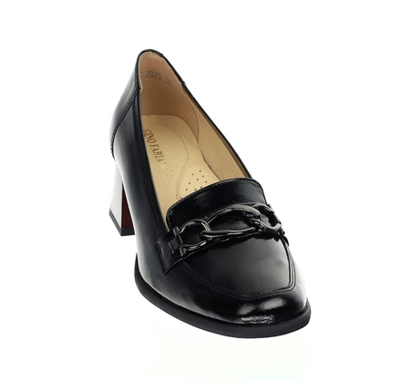 Lakierowane czółenka lordsy na klocku skórzane Gino Fabiani